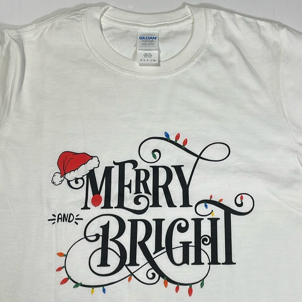 NWT Women’s Holiday Graphic Tee